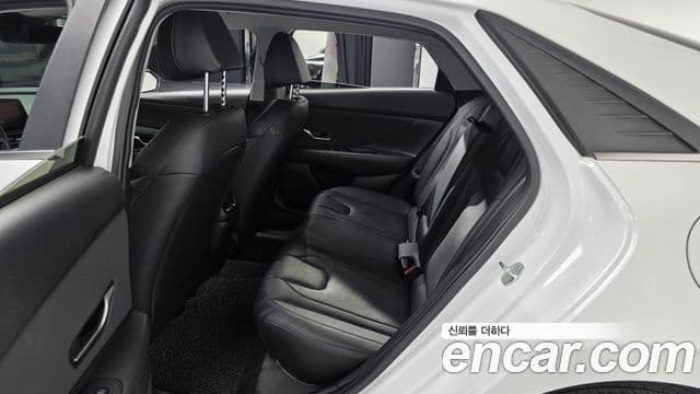 Hyundai Avante 2020 — Şəkil 12/20