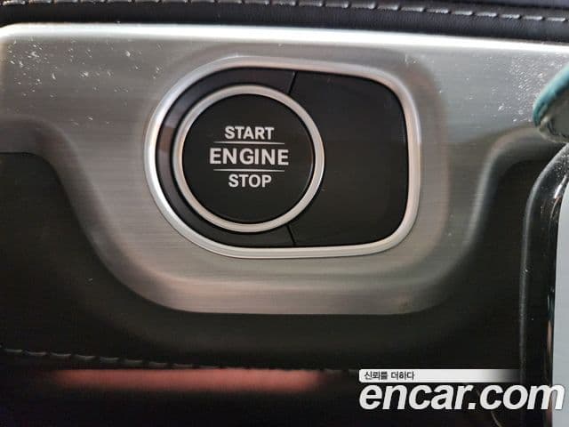 Mercedes-Benz G-Class 2023 — Şəkil 19/20
