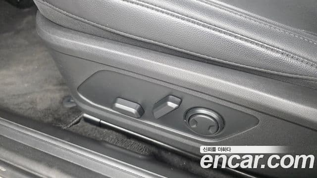 Hyundai Grandeur 2023 — Şəkil 17/20