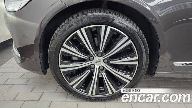 Volvo S90 2021 — ფოტო 5/20