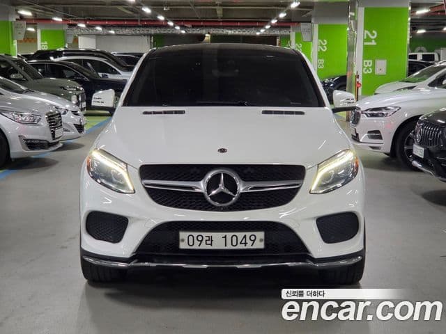 Mercedes-Benz GLE-Class 2018 — Şəkil 2/17