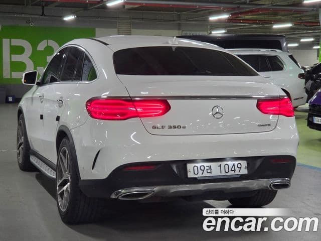 Mercedes-Benz GLE-Class 2018 — Şəkil 4/17