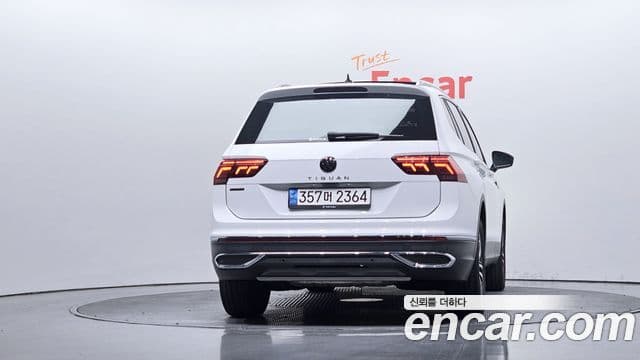 Volkswagen Tiguan Allspace 2022 — ფოტო 4/20
