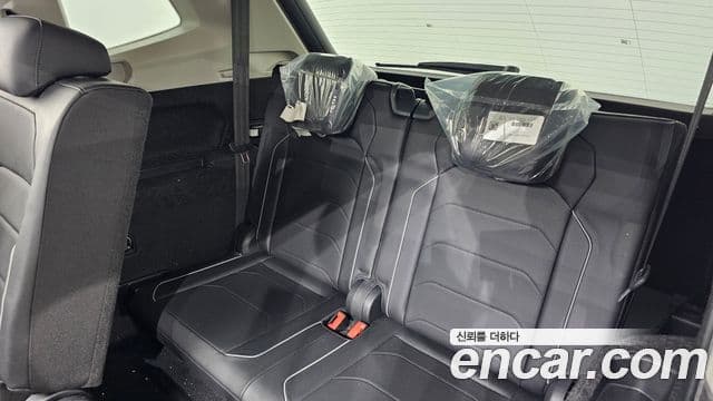 Volkswagen Tiguan Allspace 2022 — ფოტო 13/20