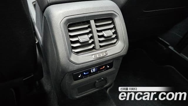 Volkswagen Tiguan Allspace 2022 — ფოტო 17/20