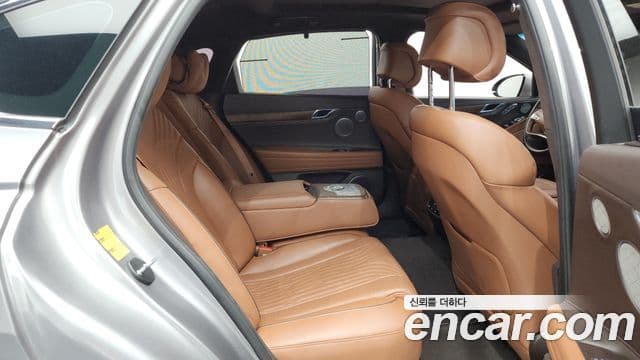 Genesis Electrified G80 2021 — Şəkil 11/20