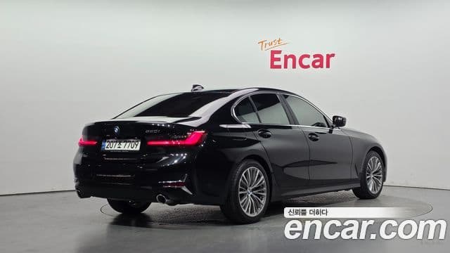 BMW 3 Series 2021 — Şəkil 2/20