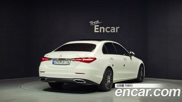 Mercedes-Benz C-Class 2024 — Şəkil 32/32