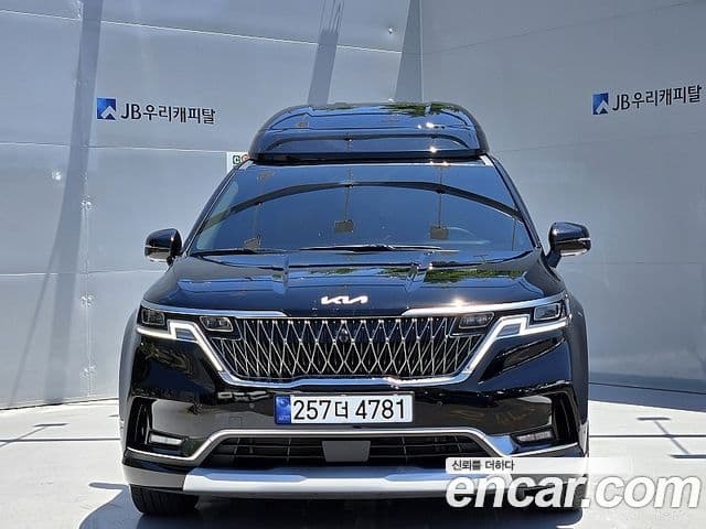 Kia Carnival 2023 — Şəkil 2/20