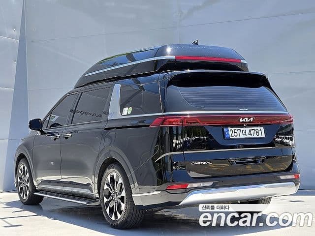 Kia Carnival 2023 — Şəkil 4/20