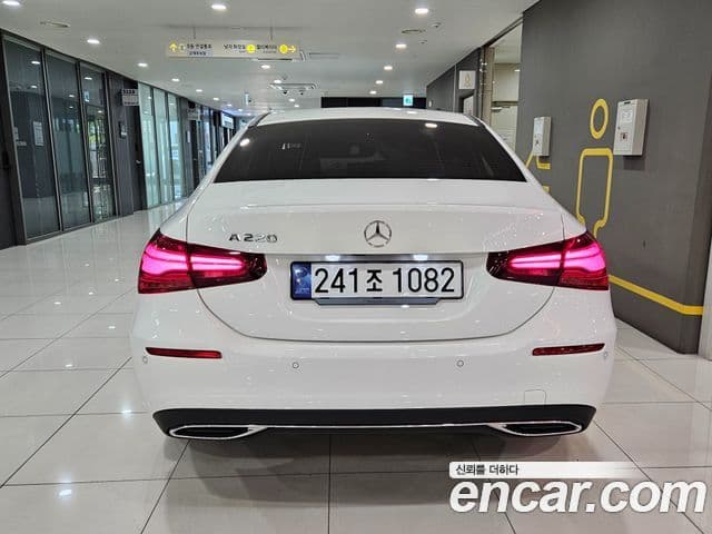 Mercedes-Benz A-Class 2024 — ფოტო 3/20