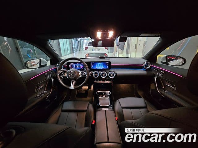 Mercedes-Benz A-Class 2024 — ფოტო 9/20