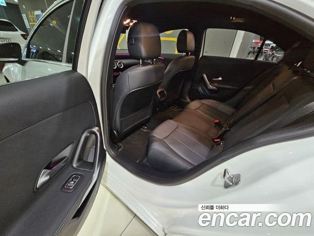 Mercedes-Benz A-Class 2024 — ფოტო 10/20