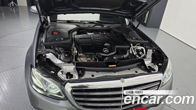 Mercedes-Benz E-Class 2018 — Şəkil 5/20