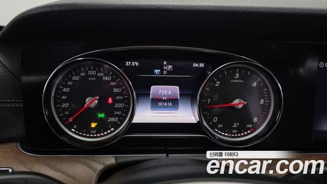Mercedes-Benz E-Class 2018 — Şəkil 6/20