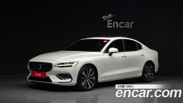 Volvo S60 2024 — ფოტო 10/20