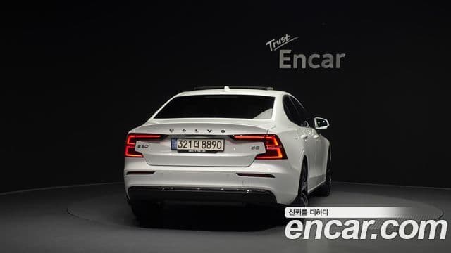 Volvo S60 2024 — ფოტო 3/20