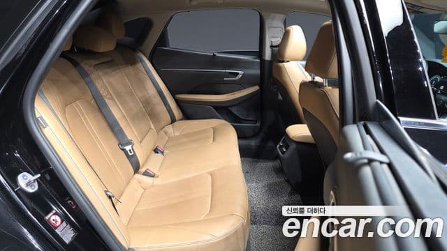 Hyundai Sonata Hybrid 2023 — Şəkil 7/20
