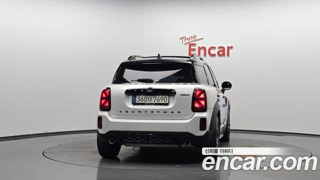 Mini Cooper S Countryman 2023 — ფოტო 4/20