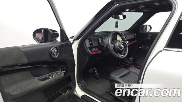 Mini Cooper S Countryman 2023 — ფოტო 10/20