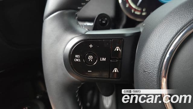 Mini Cooper S Countryman 2023 — ფოტო 16/20