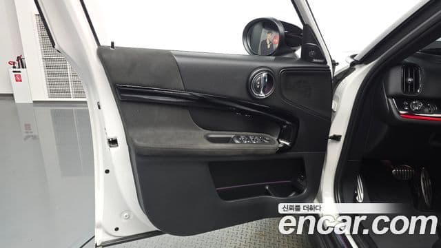 Mini Cooper S Countryman 2023 — Photo 15/33
