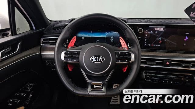 Kia K5 2020 — Şəkil 13/20