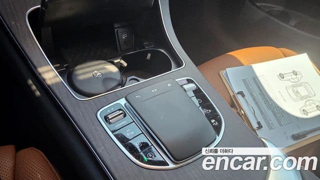 Mercedes-Benz GLC-Class 2023 — Şəkil 3/8