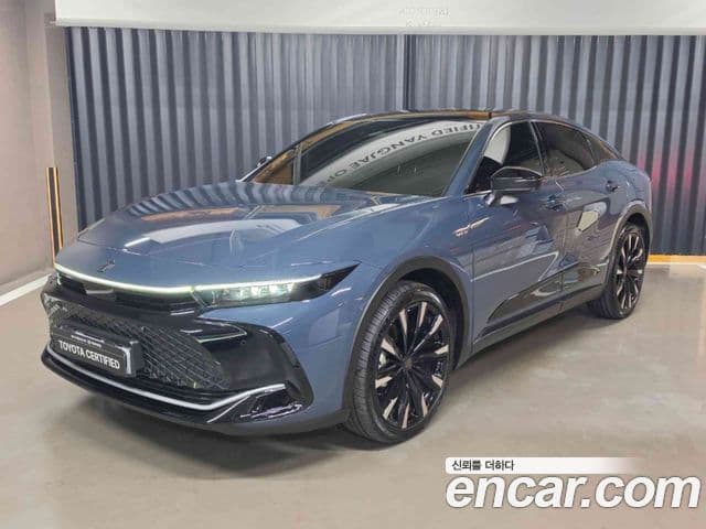 Toyota Crown Crossover 2025 — Фото 19/19