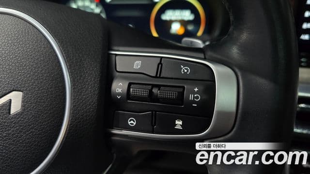 Kia K5 2021 — Şəkil 17/20