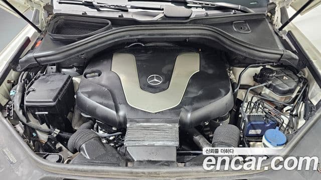 Mercedes-Benz GLE-Class 2018 — Şəkil 6/20