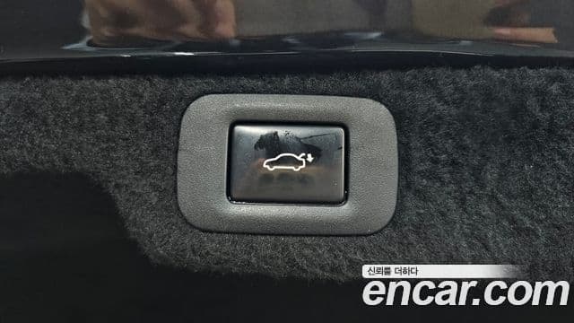 Lexus LS500 2018 — Photo 6/20