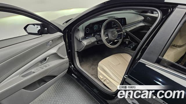 Hyundai Avante 2023 — ფოტო 11/20