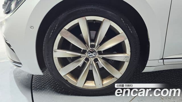 Volkswagen Arteon 2023 — Şəkil 5/20