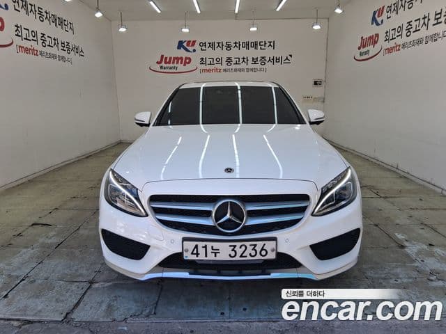 Mercedes-Benz C-Class 2018 — Photo 2/20