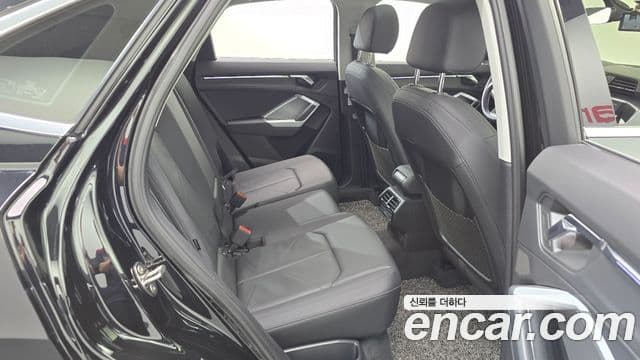 Audi Q3 2020 — Şəkil 20/20