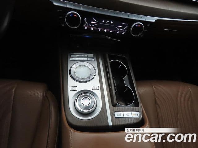 Genesis Electrified G80 2021 — Şəkil 11/20