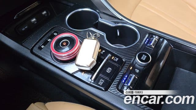 Kia K5 2020 — Şəkil 9/20