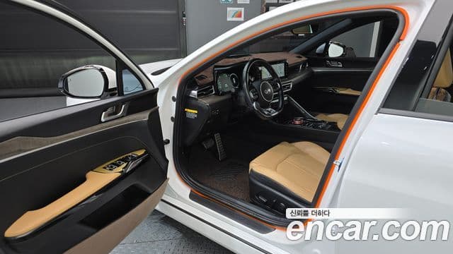 Kia K5 2020 — Şəkil 10/20