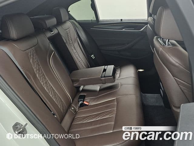 BMW 5 Series 2023 — Фото 13/20