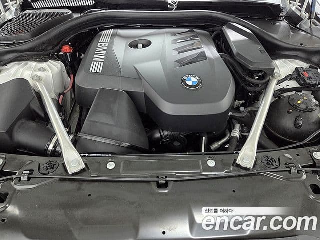 BMW 5 Series 2025 — Şəkil 18/20