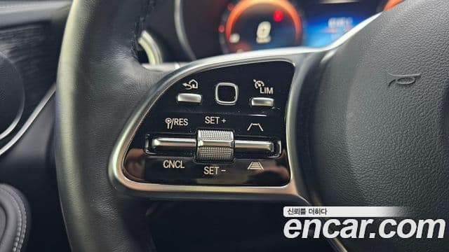 Mercedes-Benz GLC-Class 2021 — ფოტო 16/20