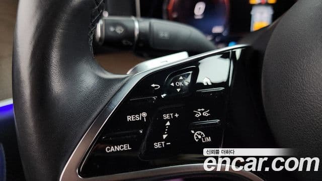 Mercedes-Benz E-Class 2021 — ფოტო 18/20