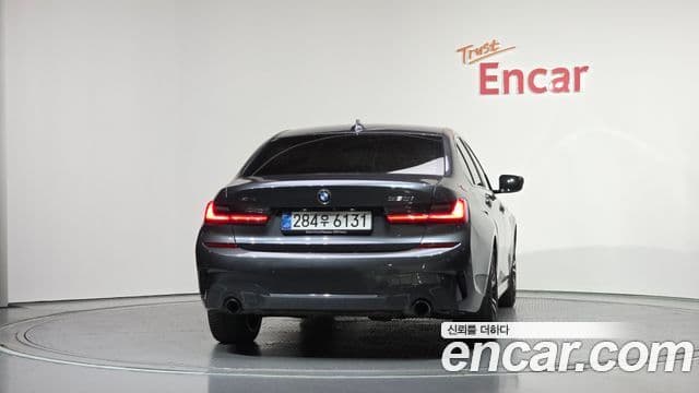 BMW 3 Series 2019 — Şəkil 4/20