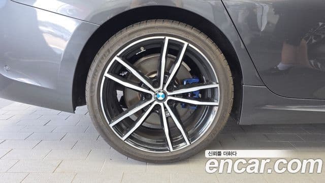 BMW 3 Series 2019 — Şəkil 5/20