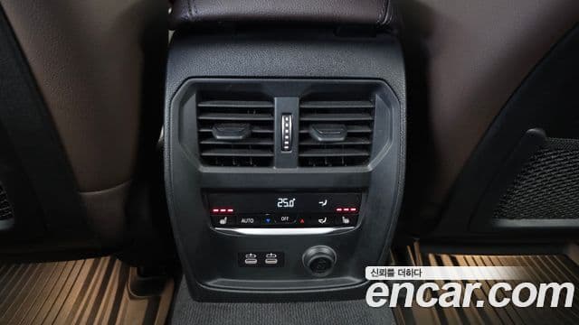 BMW 3 Series 2019 — Şəkil 19/20