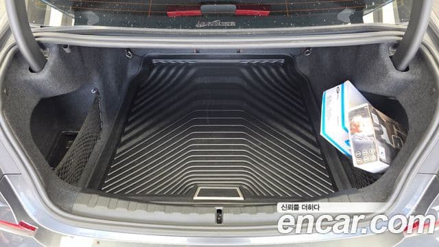 BMW 3 Series 2019 — Şəkil 20/20