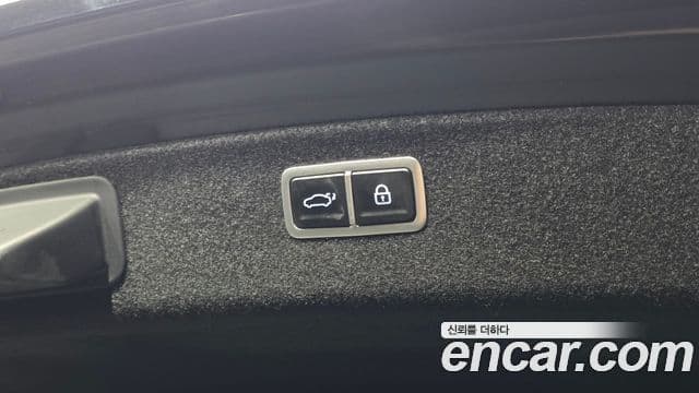 Genesis Electrified G80 2021 — ფოტო 17/20