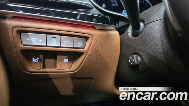 Genesis Electrified G80 2021 — ფოტო 18/20