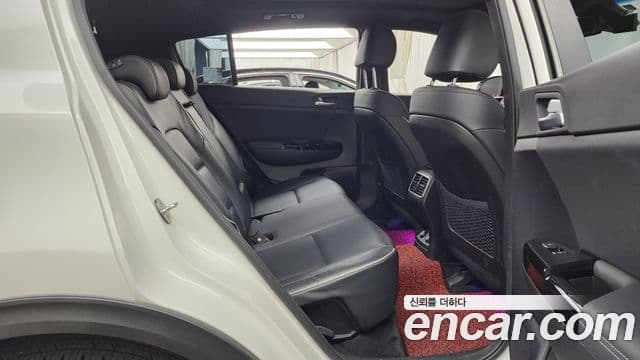 Kia Sportage The Bold 2020 — Фото 12/20